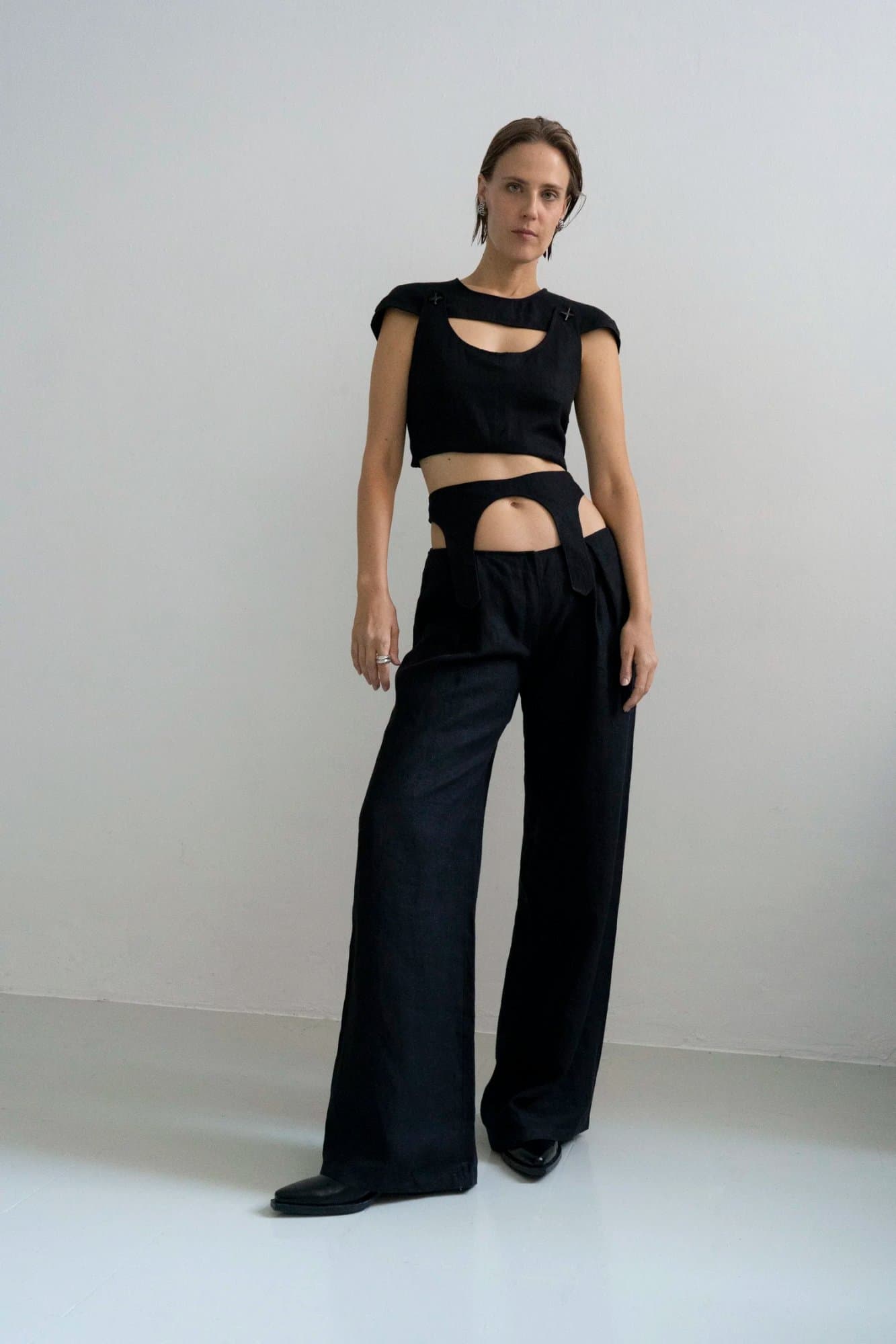 BUCHA CUT OUT BLACK LINEN SUIT — K M by L A N G E