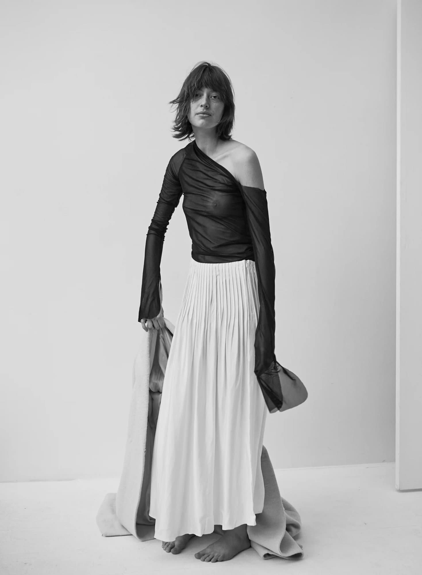 Uman White Pleated Skirt — K M by L A N G E