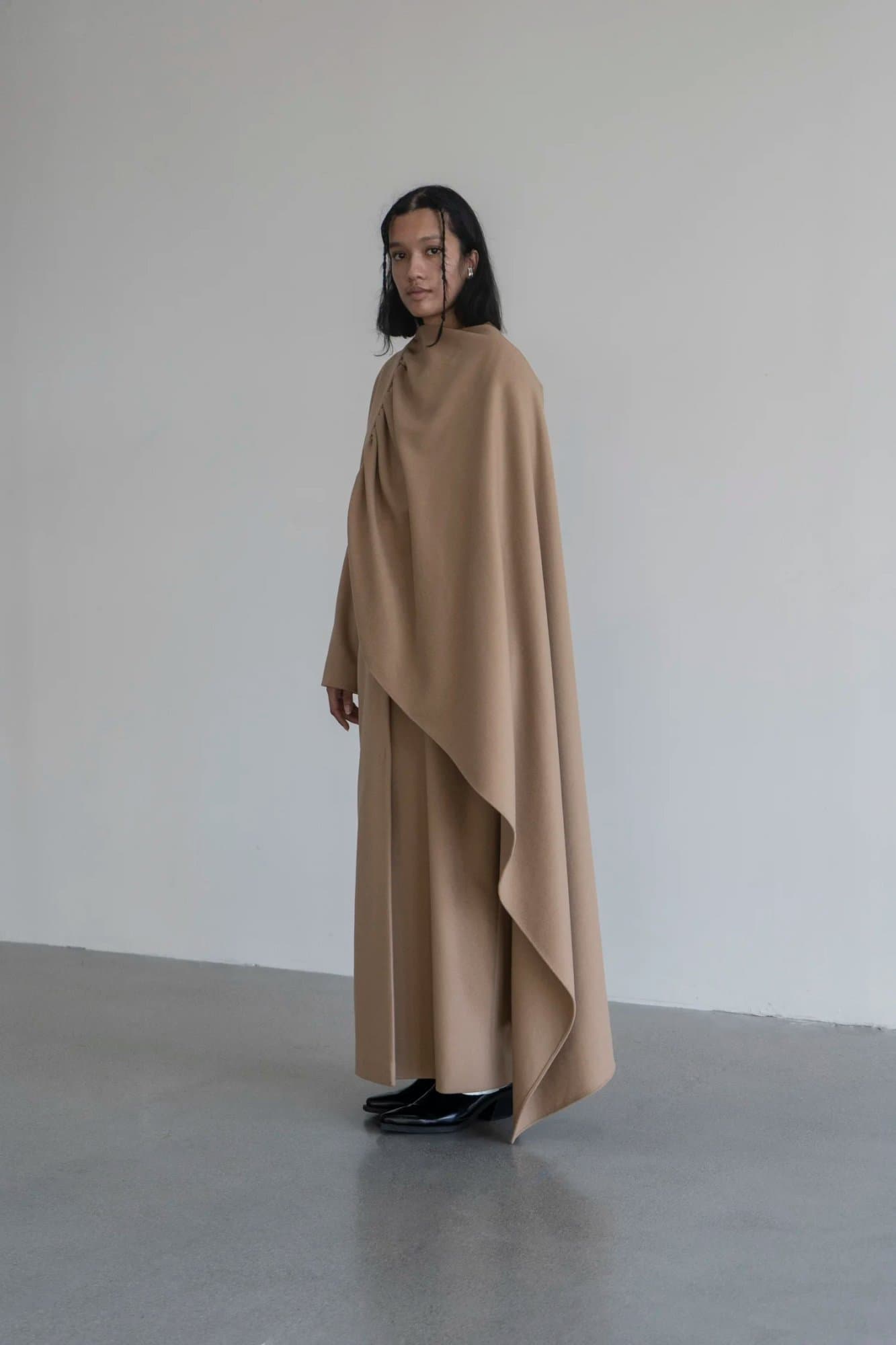 KOTSYUBINSKY CAMEL CASHEMERE COAT — K M by L A N G E