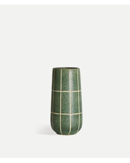 TANK VASE