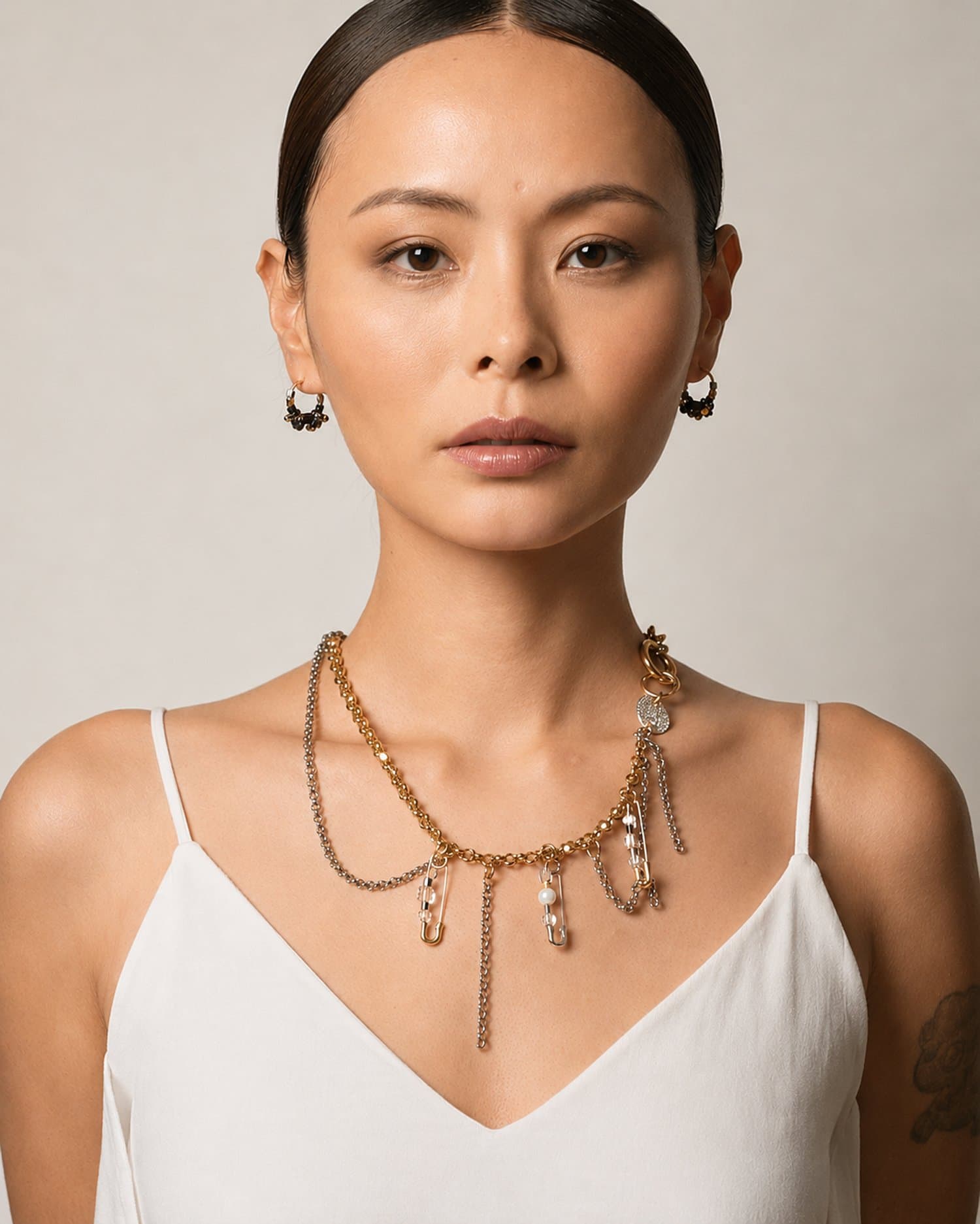 VOLTAGE Necklace