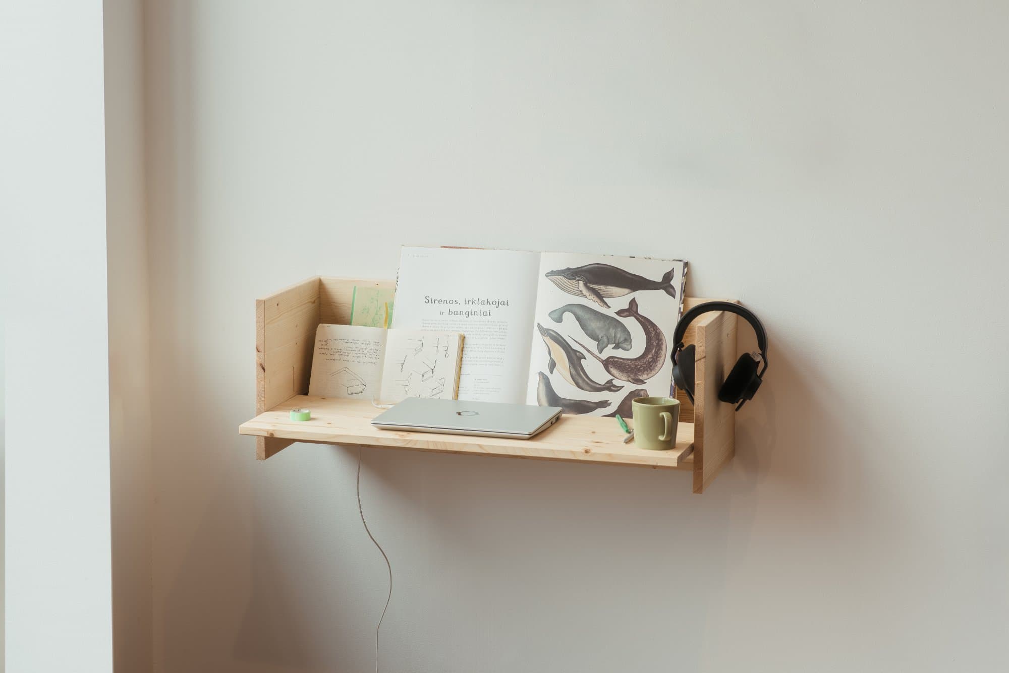 Jot Spot Wall Mounted Desk photo 5