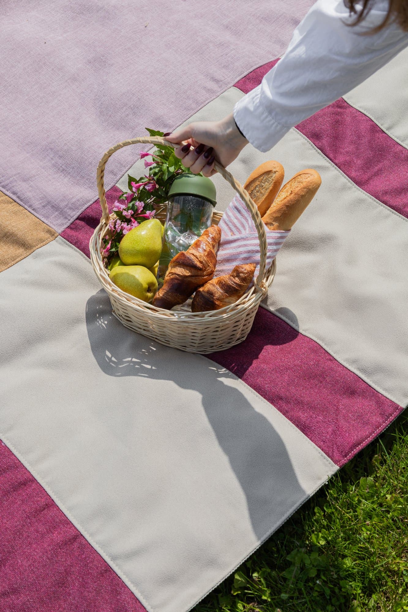 Klod Throw Blanket, pink photo 5