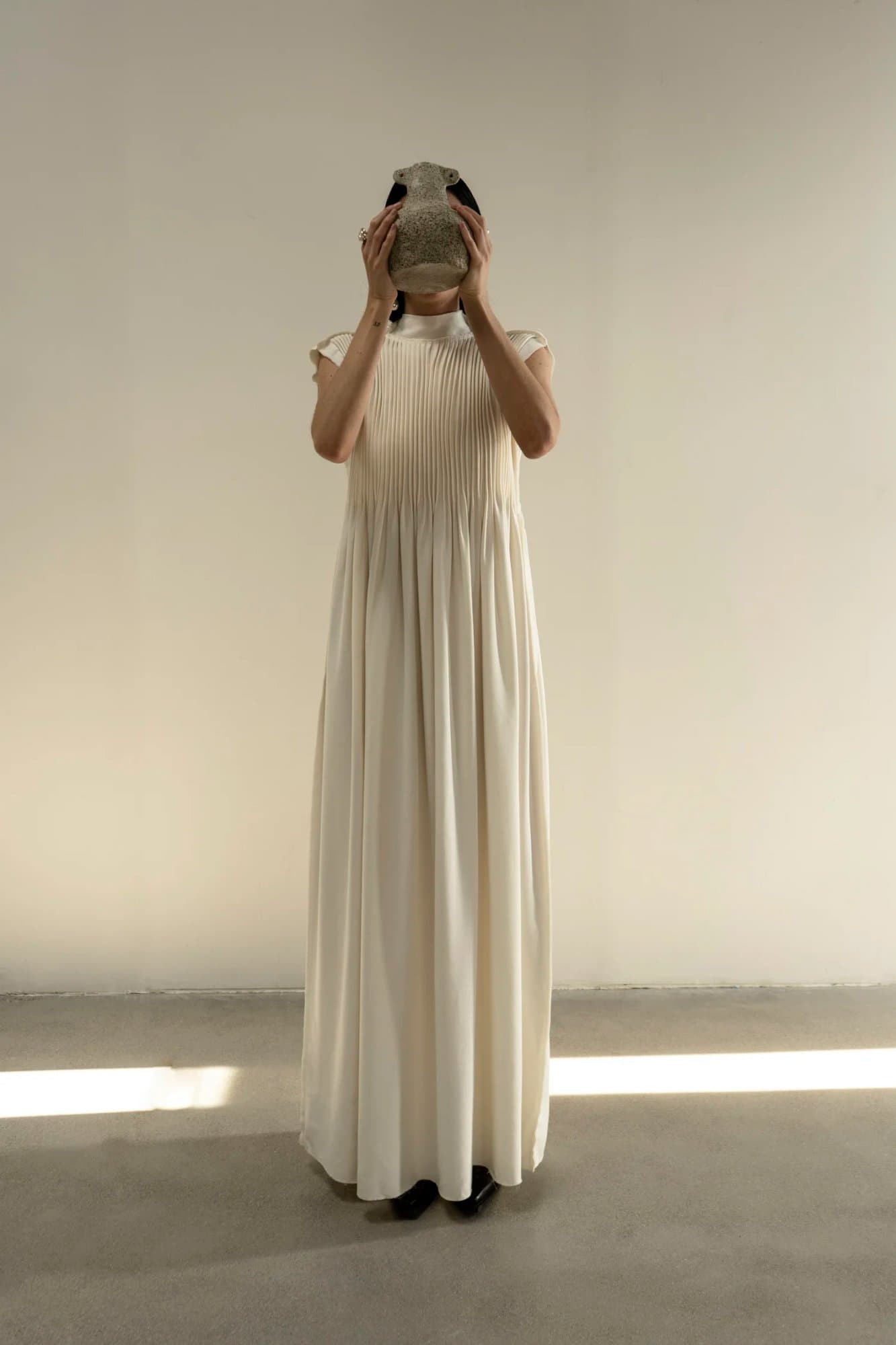 KRAMATORSK CREAM COLD WOOL DRESS — K M by L A N G E