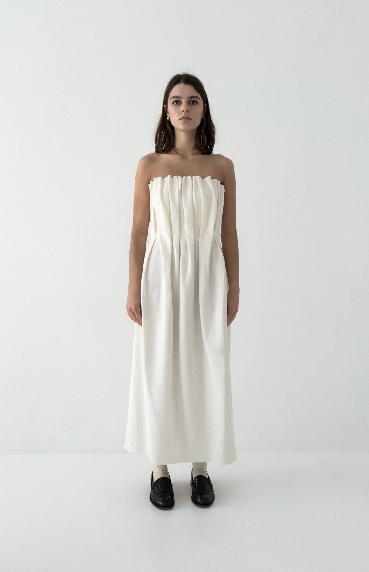 PLOMBIR LINEN CREAM PLEATED DRESS — K M by L A N G E