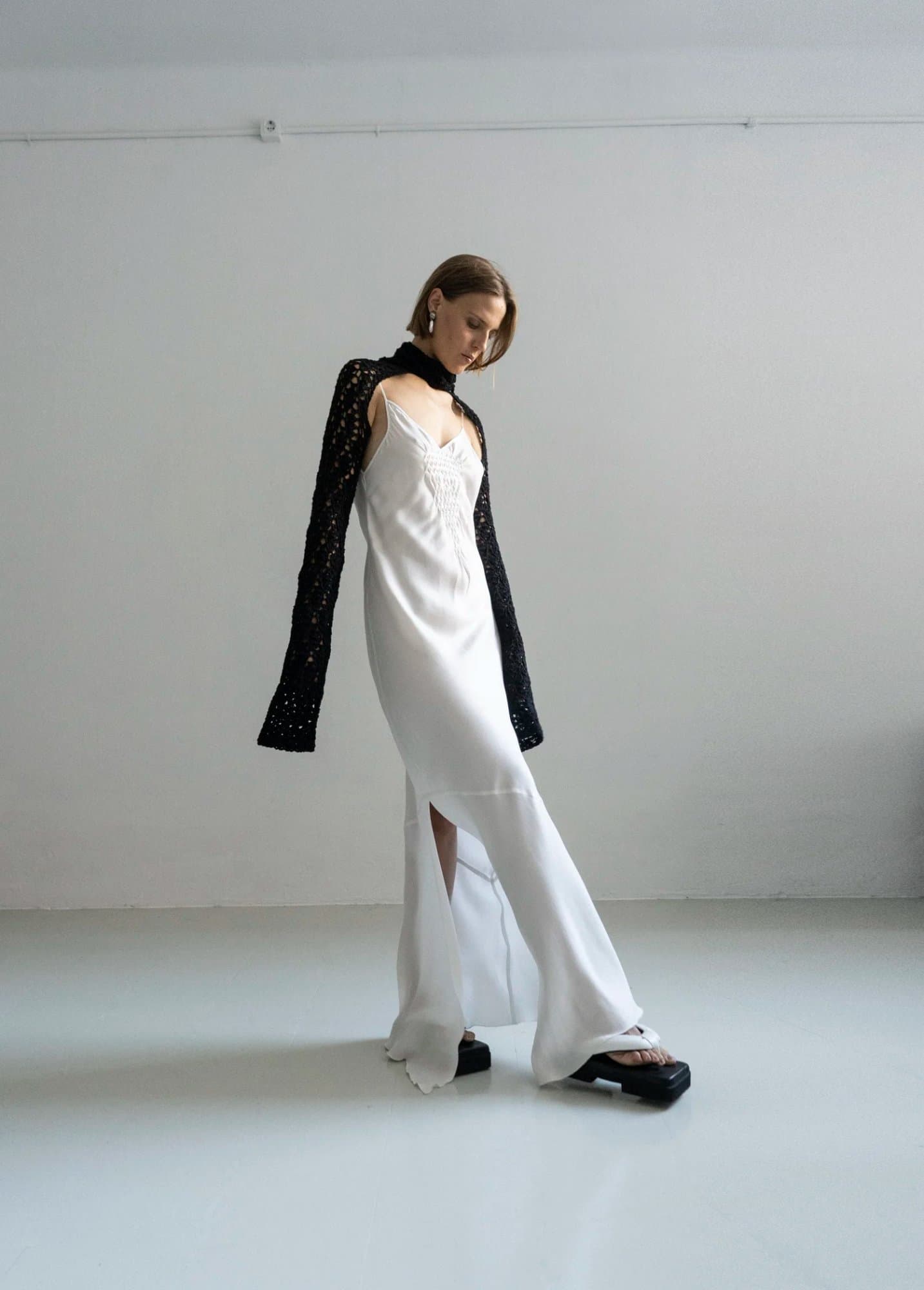 IZIUM BLACK KOLOSKY LONG SLEEVES — K M by L A N G E